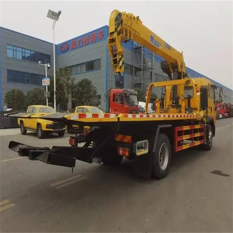 开化县附近小随车吊出租电话，轻松解决搬运烦恼